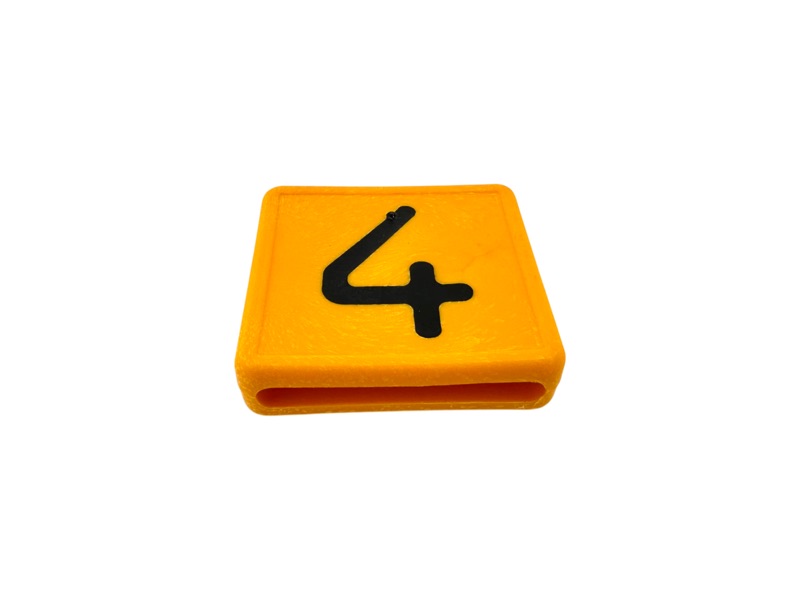 Halsband Nr. 4 , orange klein, 47 x 48 mm
