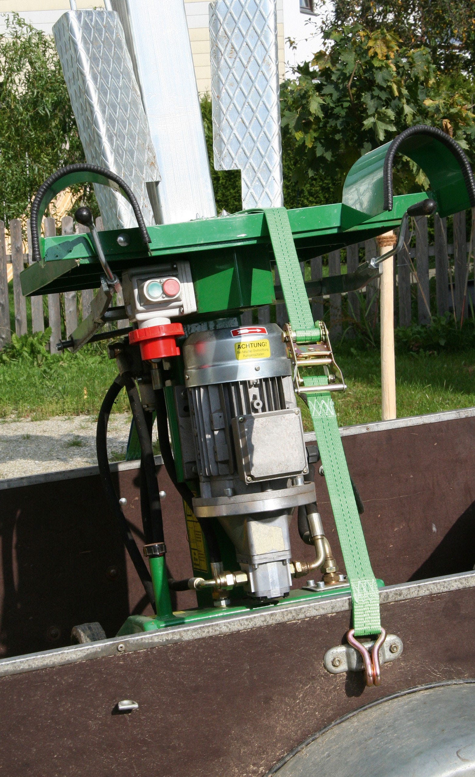 Ratschenzurrgurt mit Spitzhaken